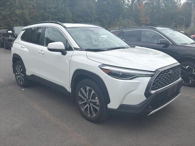 2024 Toyota Corolla Cross XLE