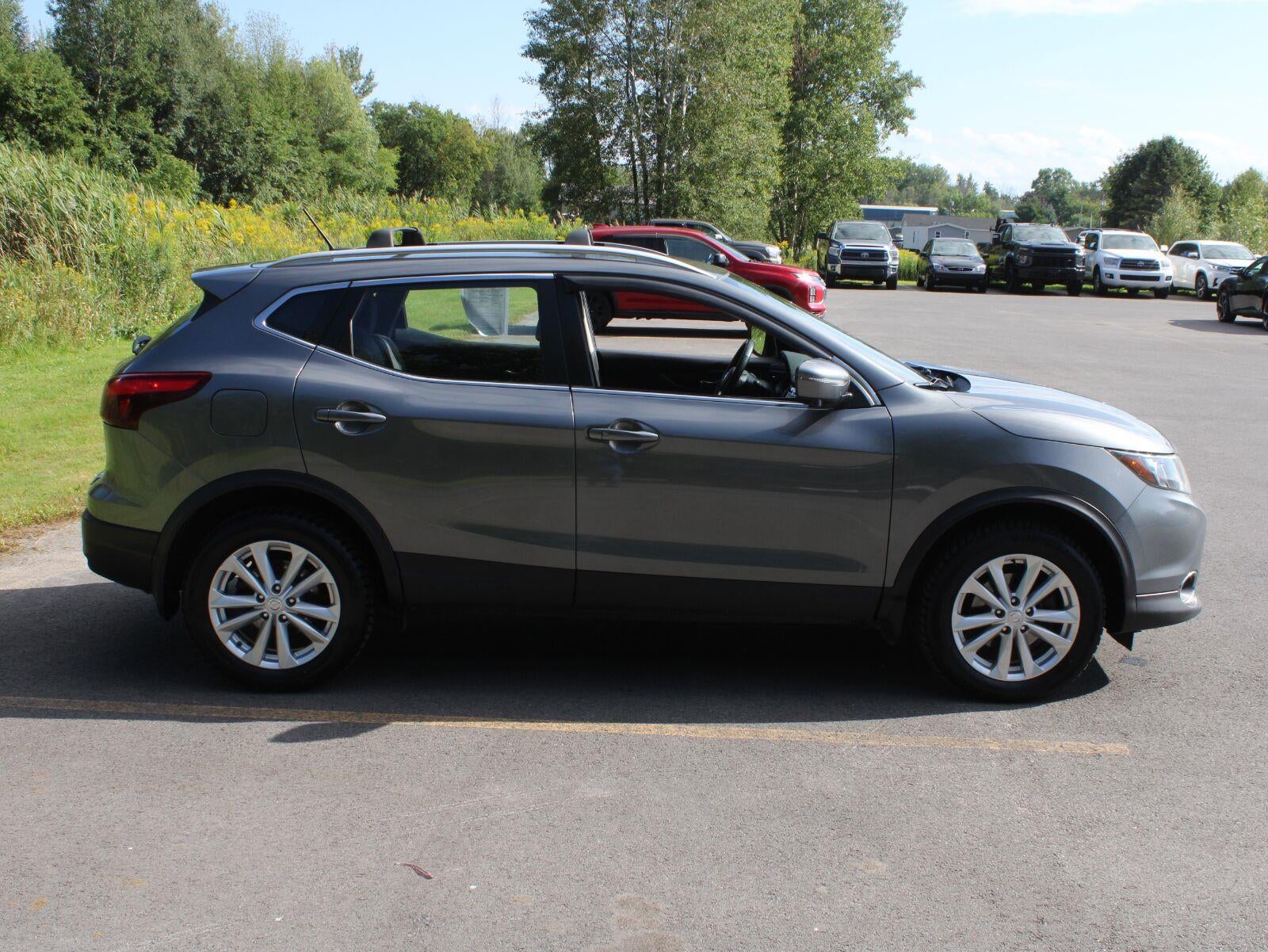 2017 Nissan Rogue Sport SV
