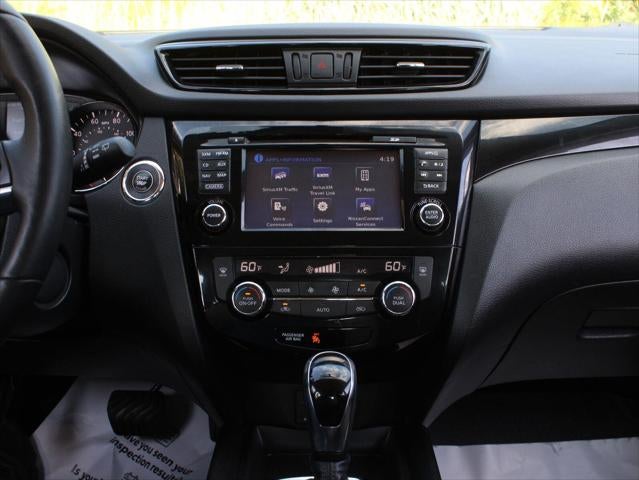 2017 Nissan Rogue Sport SV