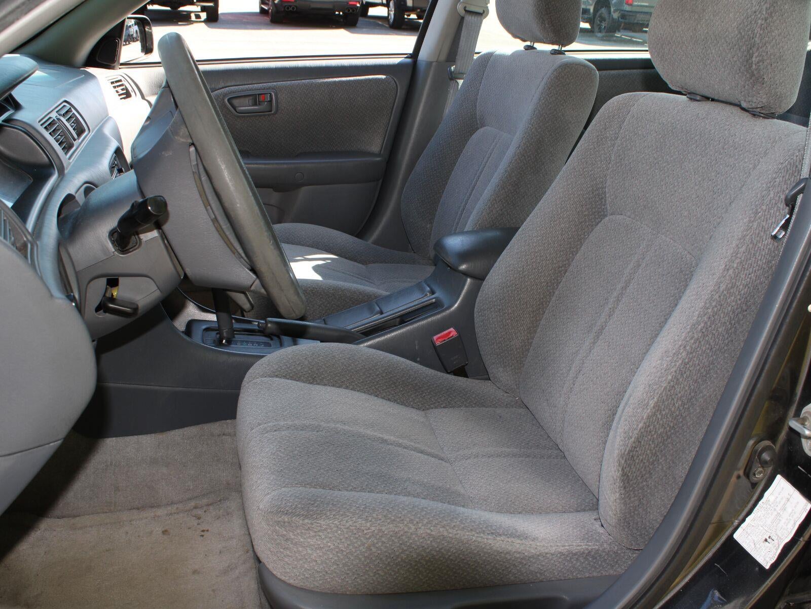 2000 Toyota Camry LE