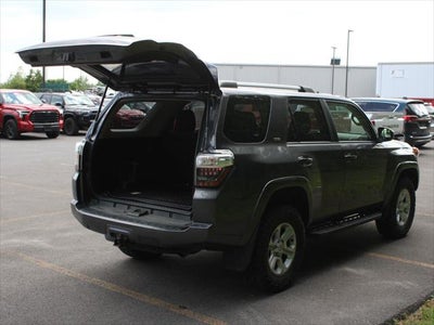 2022 Toyota 4Runner SR5
