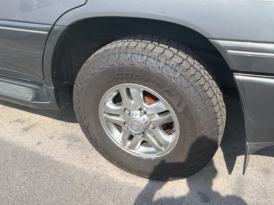2001 Lexus LX 470 4dr SUV