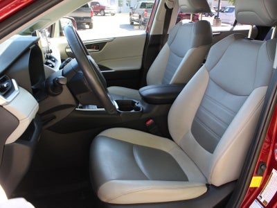 2019 Toyota RAV4 XLE Premium