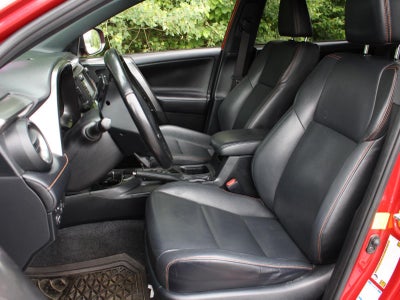 2017 Toyota RAV4 SE