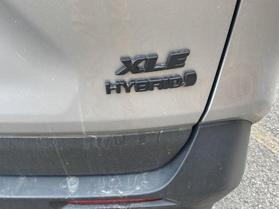 2022 Toyota RAV4 Hybrid XLE