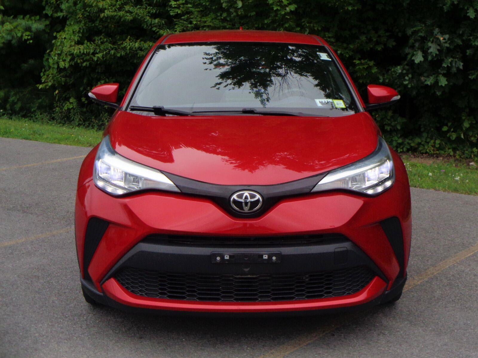 2022 Toyota C-HR XLE