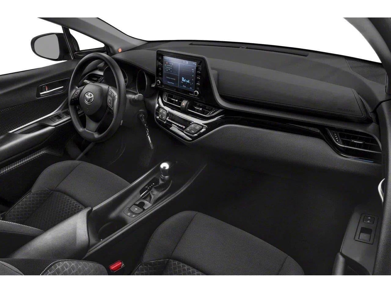 2022 Toyota C-HR XLE