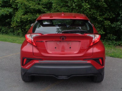 2022 Toyota C-HR XLE