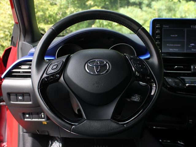2022 Toyota C-HR XLE