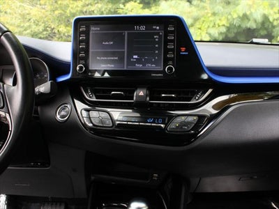 2022 Toyota C-HR XLE