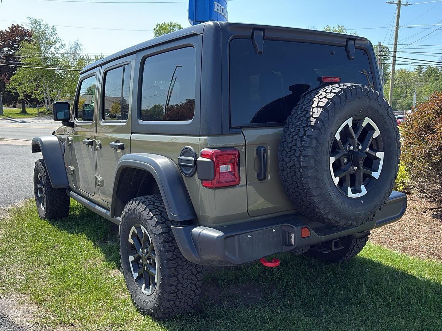 2025 Jeep Wrangler Rubicon Four Wheel Drive 8-SPEED AUTOMATIC (850RE)