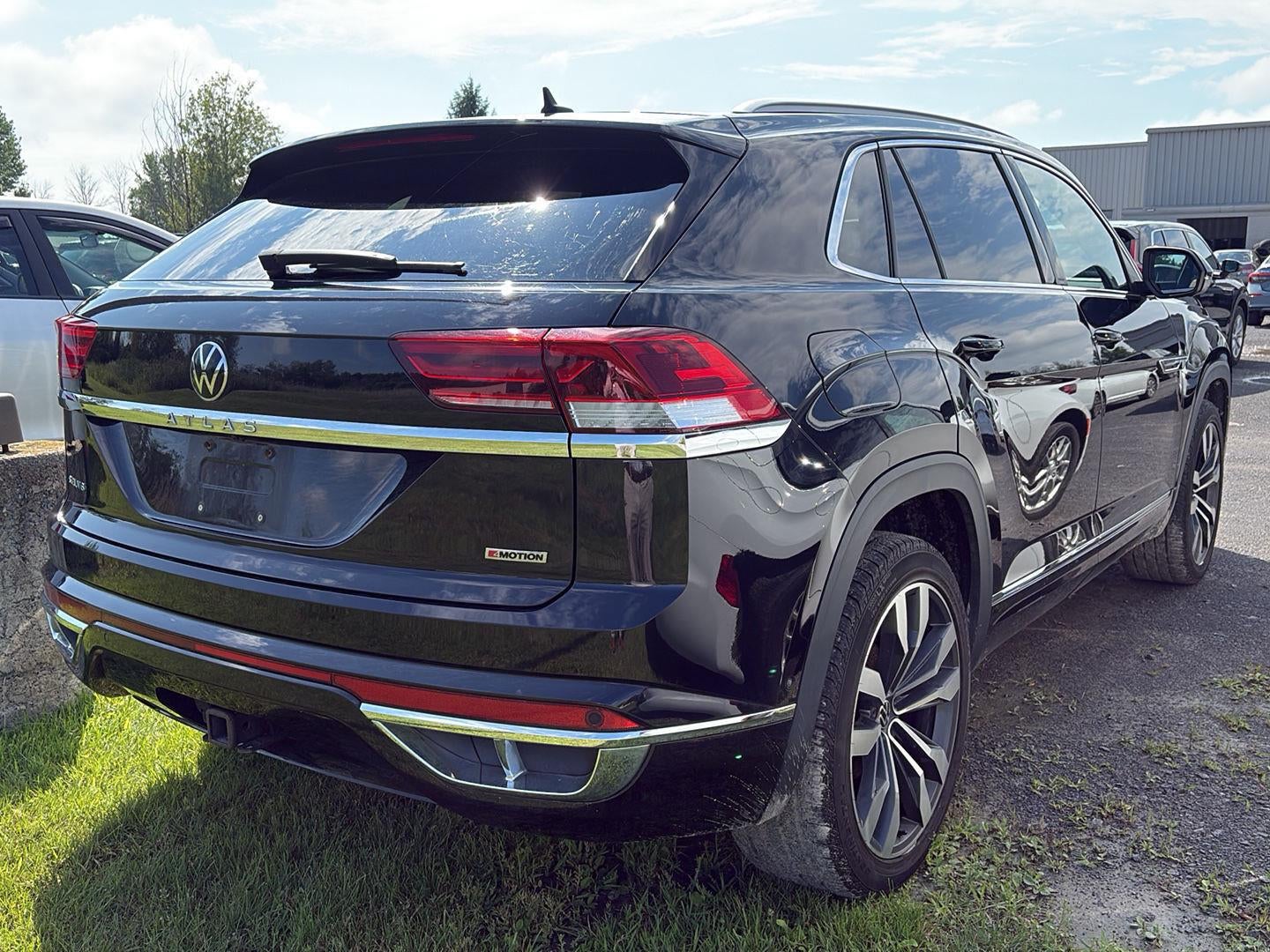 2022 Volkswagen Atlas Cross Sport 3.6L V6 SEL Premium R-Line All Wheel Drive Automatic