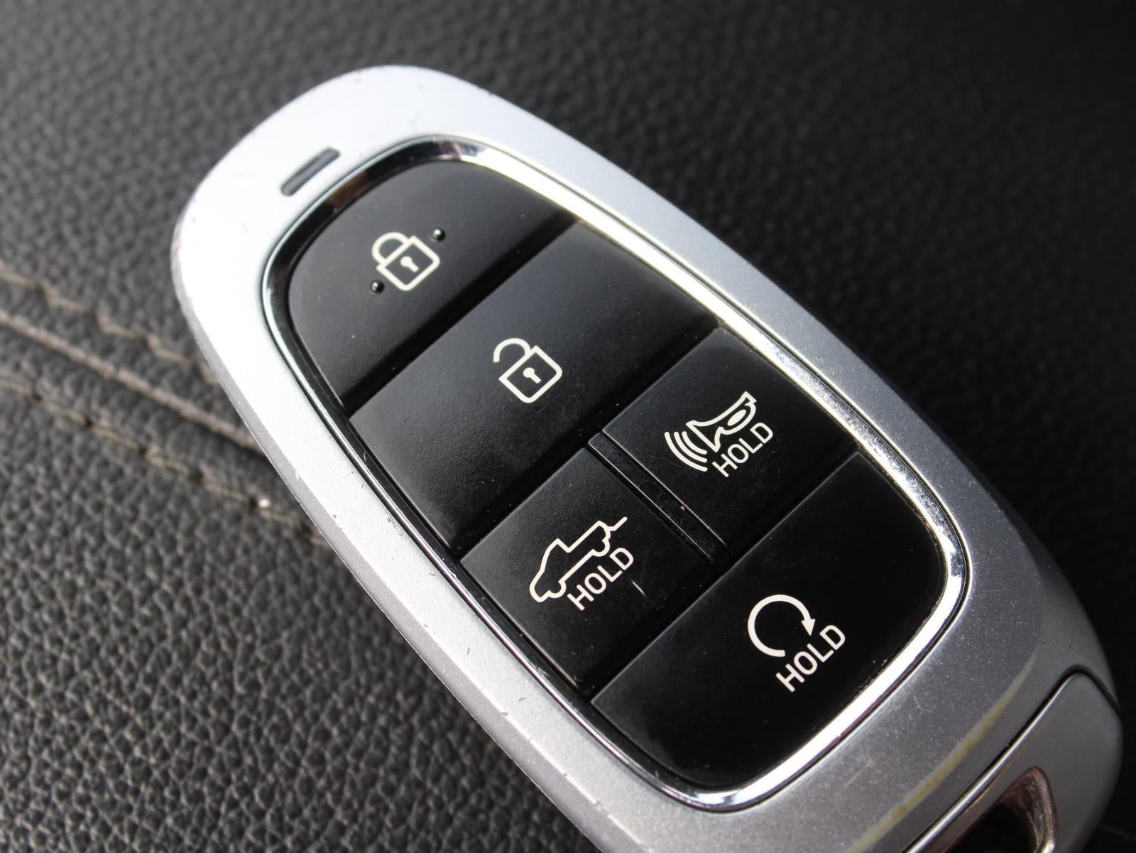 2024 Hyundai Santa Cruz Limited All Wheel Drive Auto-Shift Manual