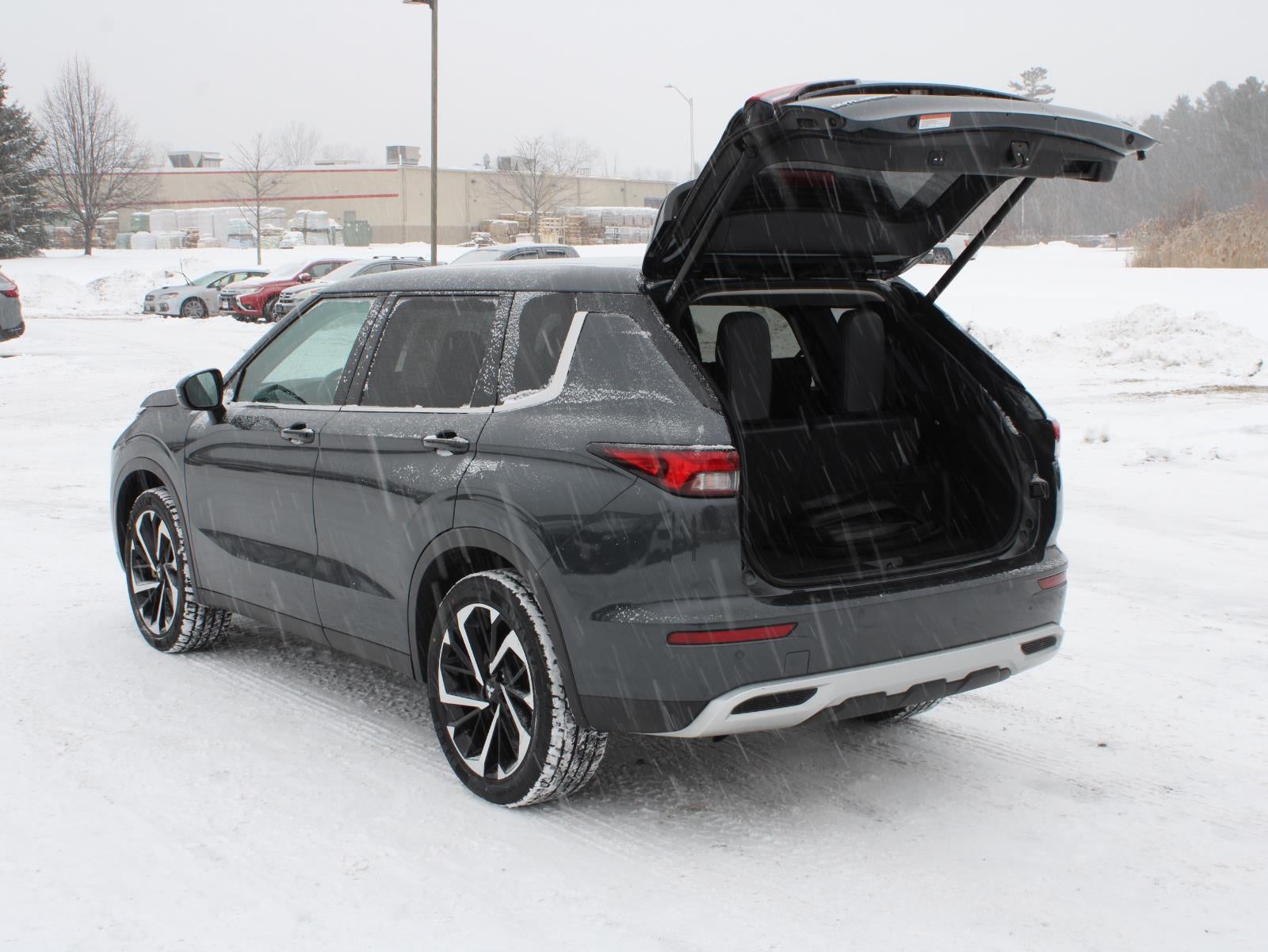 2024 Mitsubishi Outlander SE Black Edition Four Wheel Drive CVT