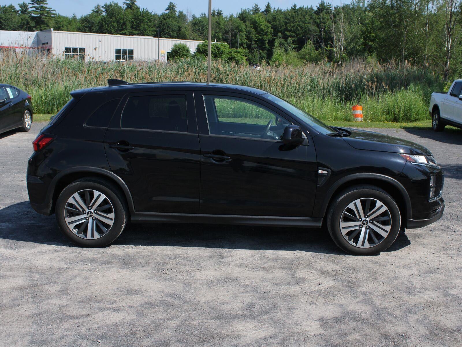 2024 Mitsubishi Outlander Sport ES