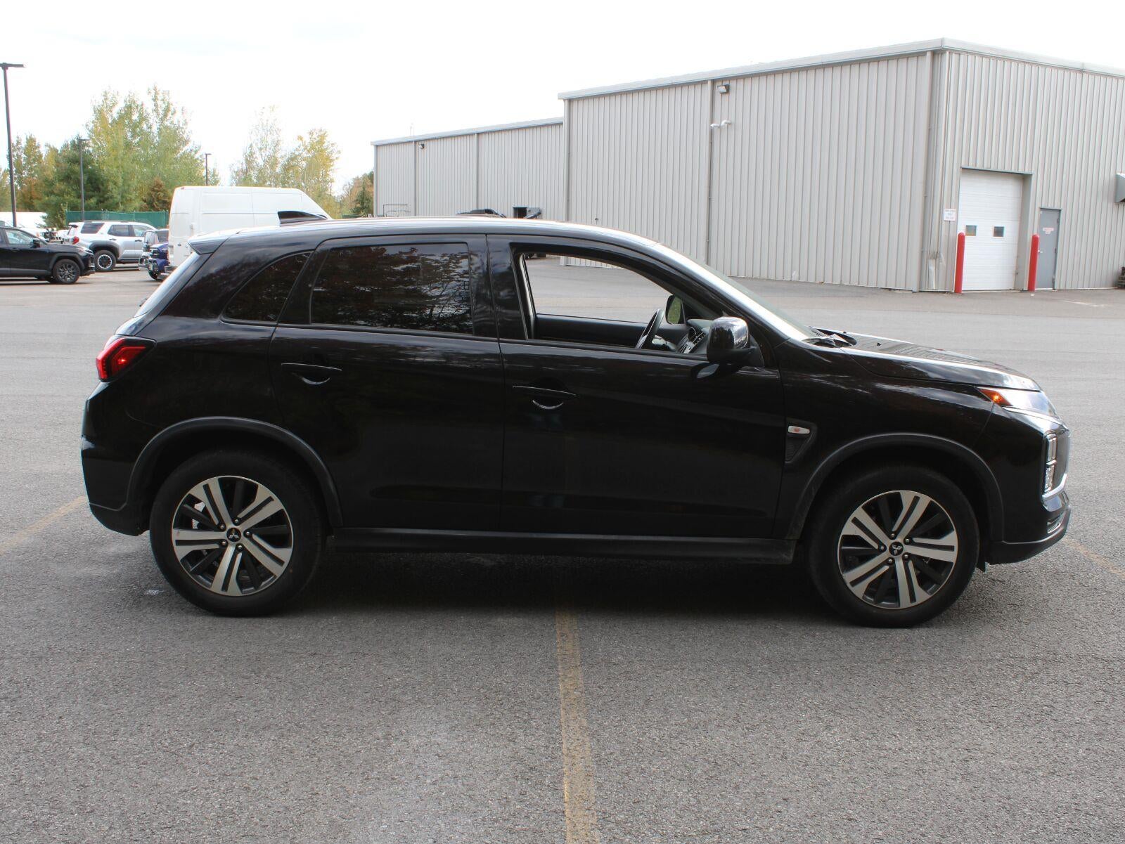 2024 Mitsubishi Outlander Sport ES