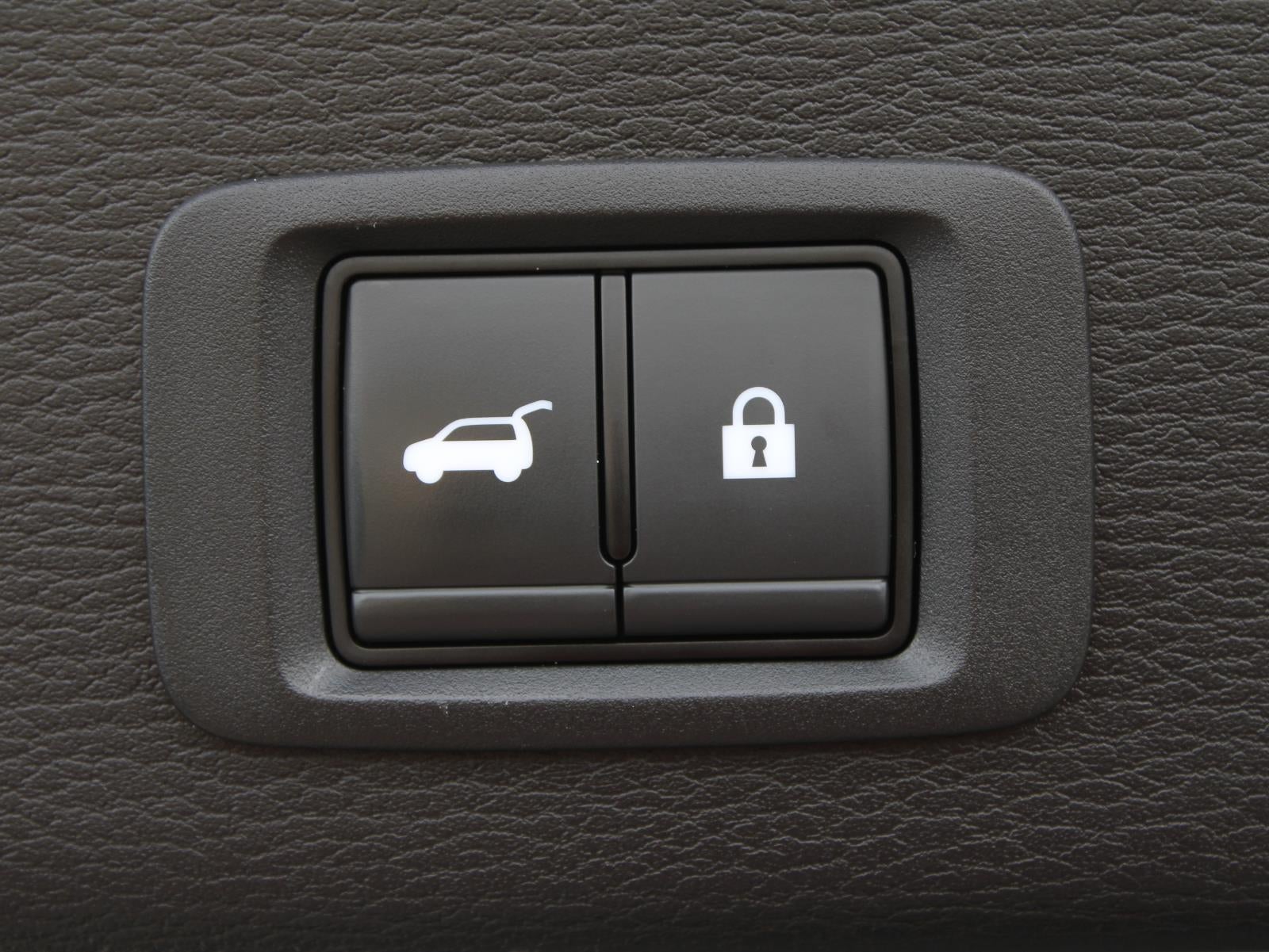 2023 Mitsubishi Outlander SEL