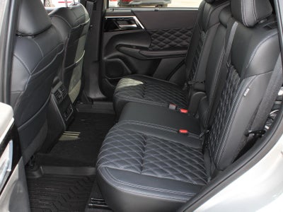 2024 Mitsubishi Outlander SEL