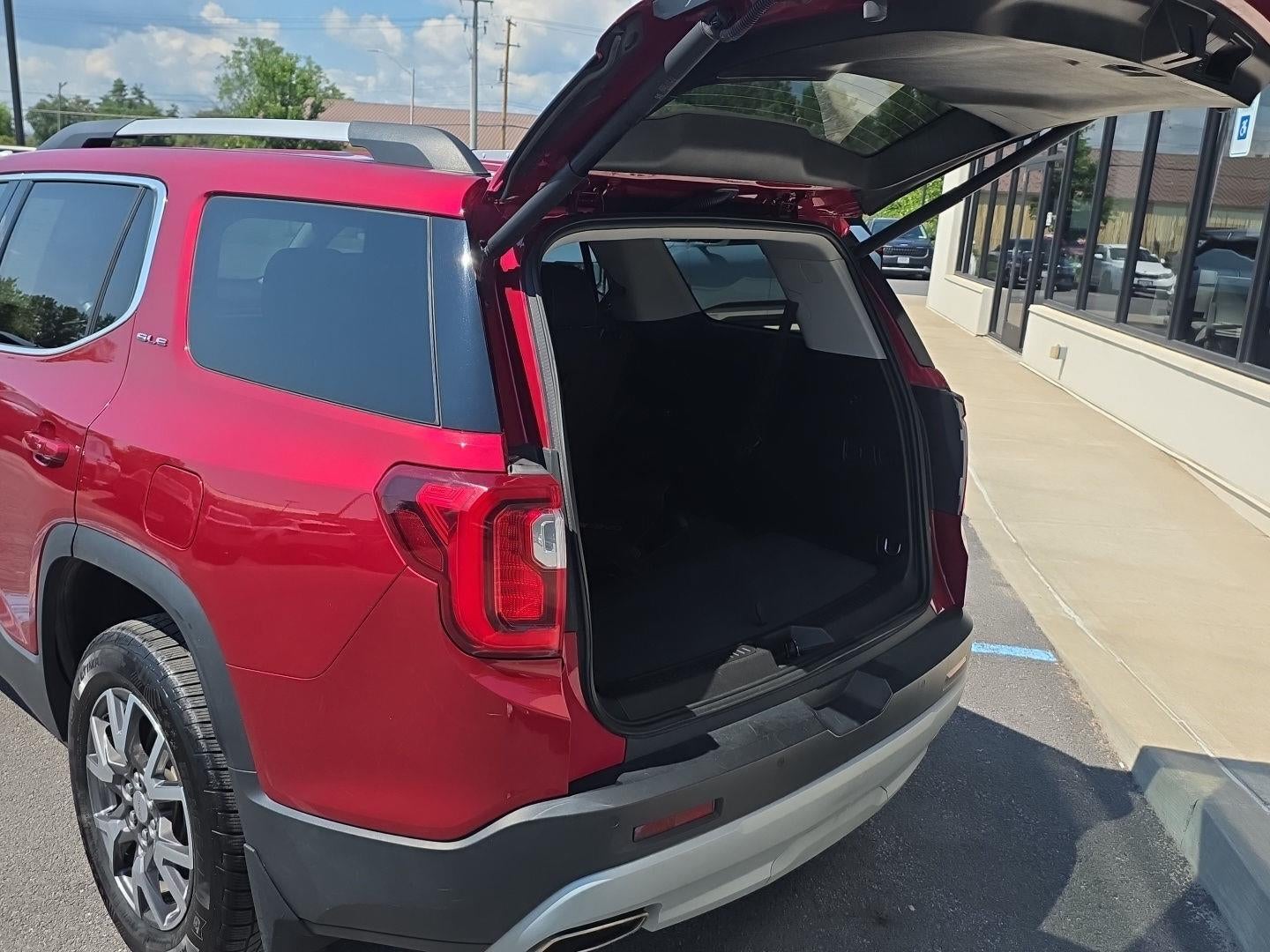 2020 GMC Acadia SLE