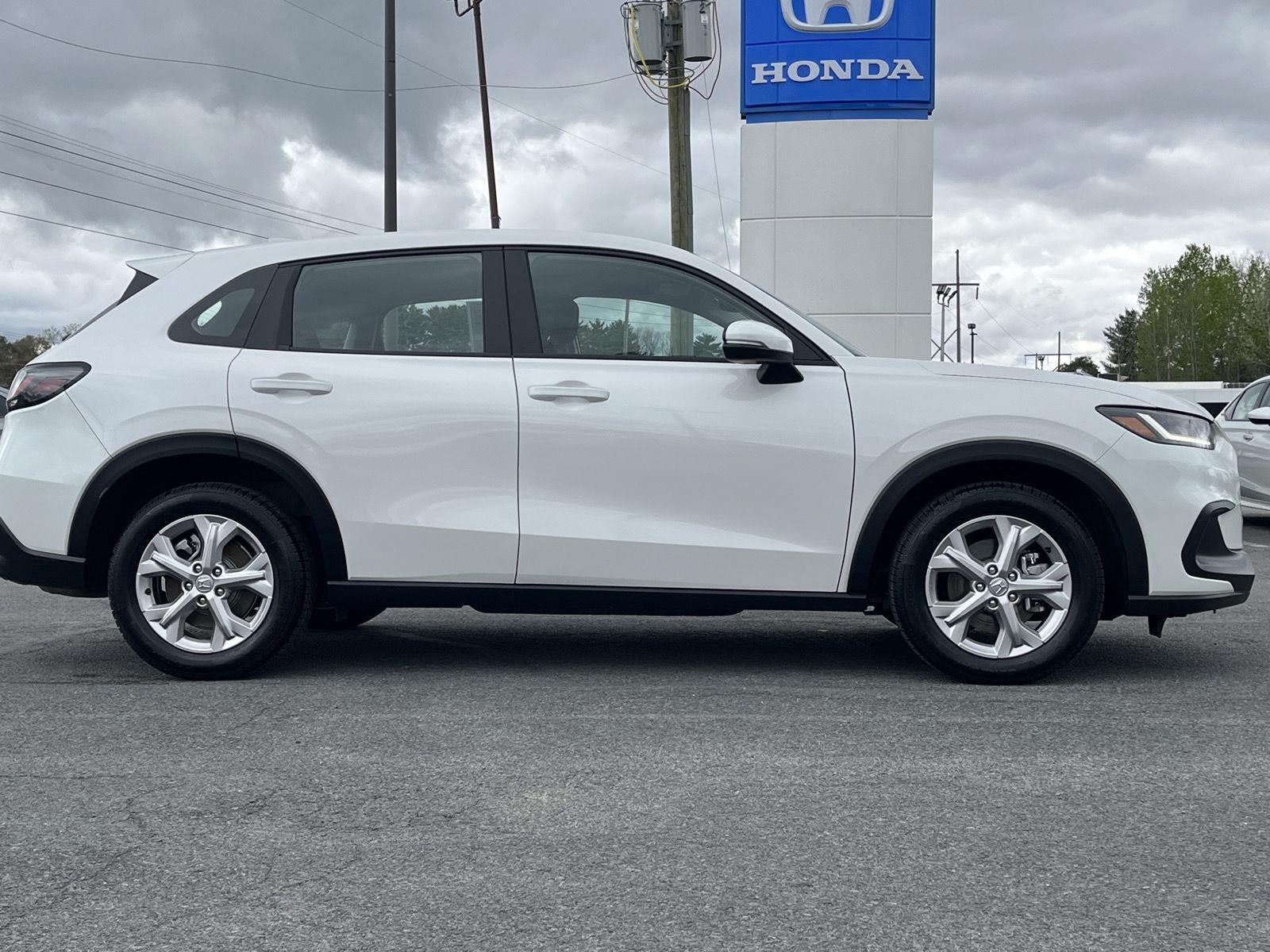 2024 Honda HR-V LX