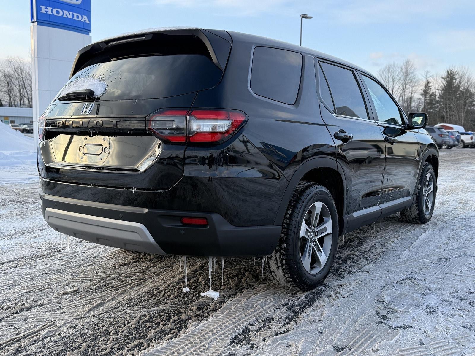2023 Honda Pilot EX-L 8 Passenger