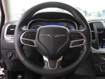 2020 Chrysler 300 Touring L