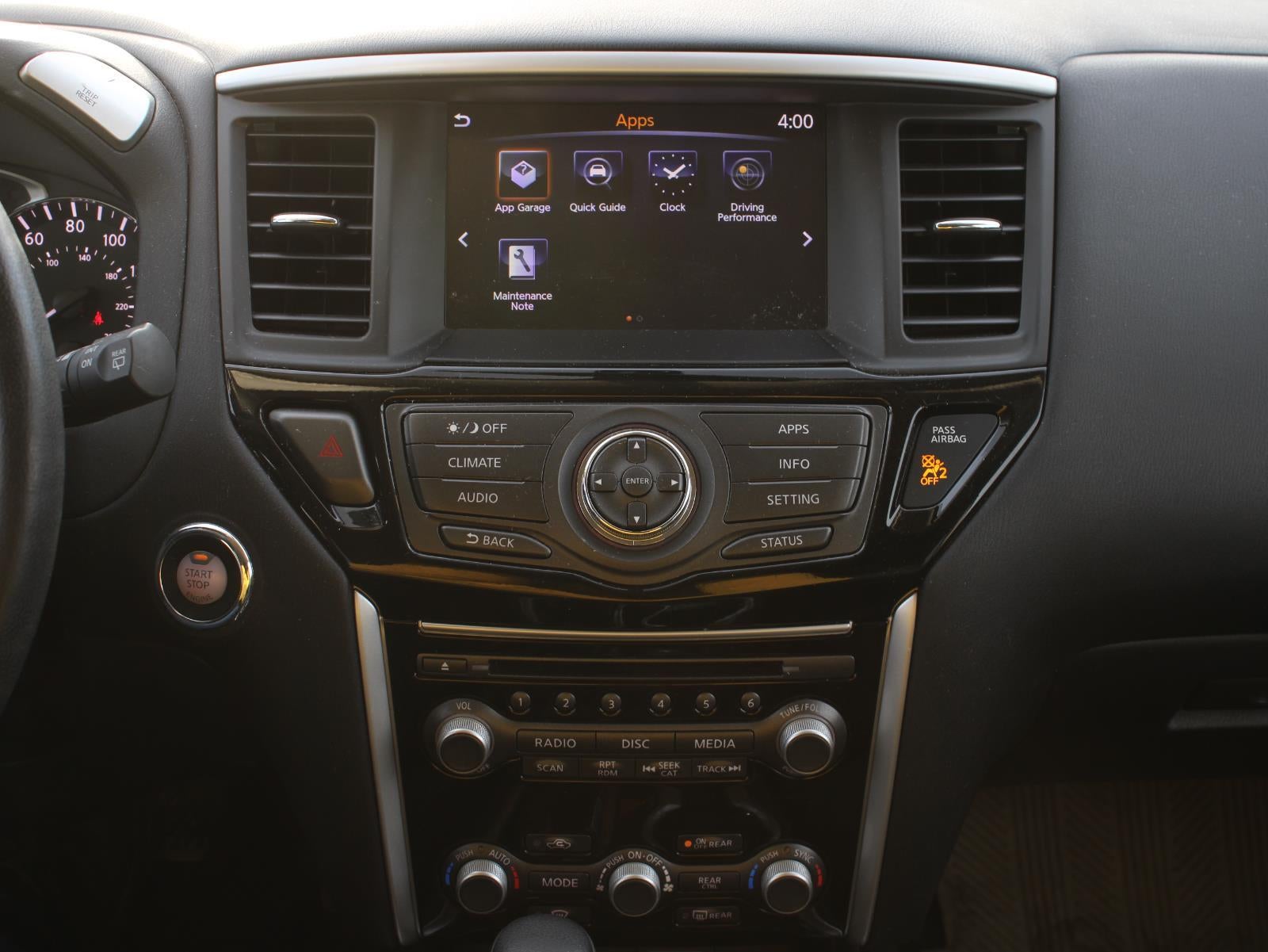 2019 Nissan Pathfinder SV