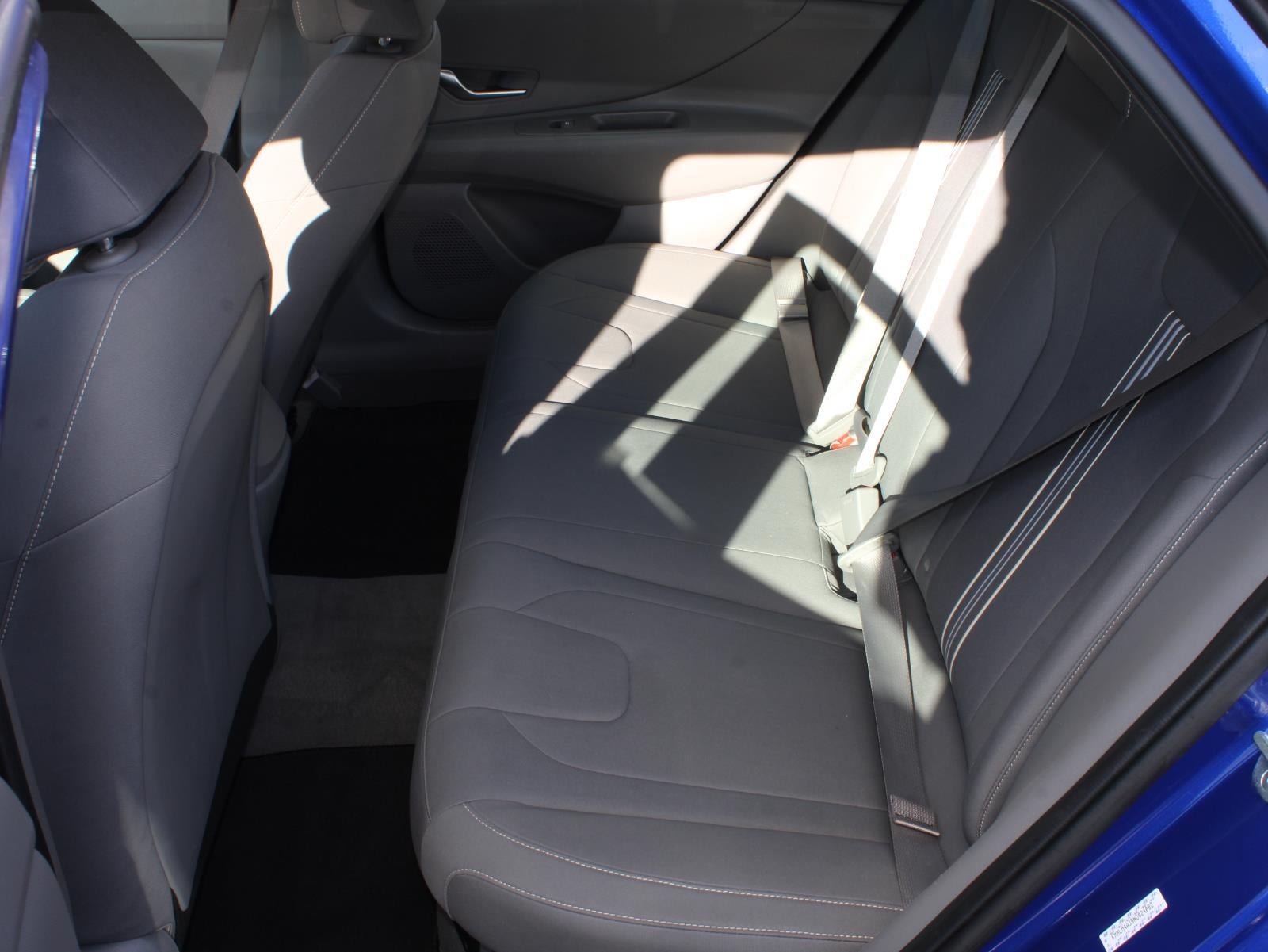 2022 Hyundai Elantra Hybrid Blue