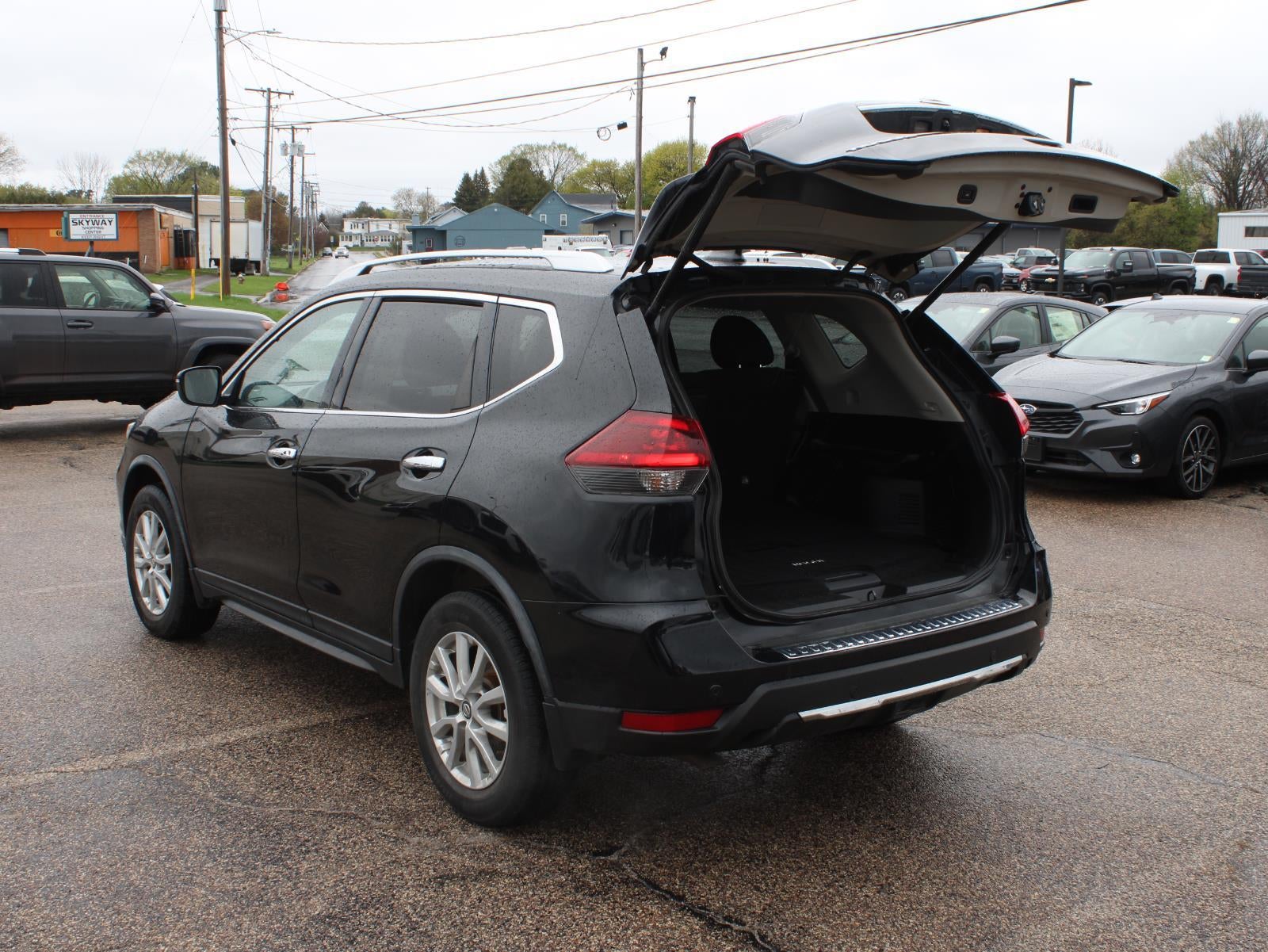 2019 Nissan Rogue SV