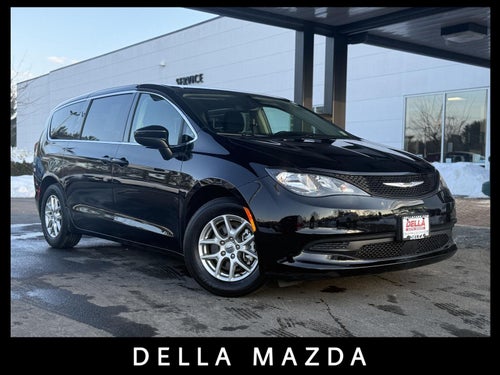 2024 Chrysler Voyager LX