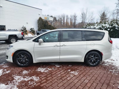 2020 Chrysler Pacifica Touring L Plus 35th Anniversary