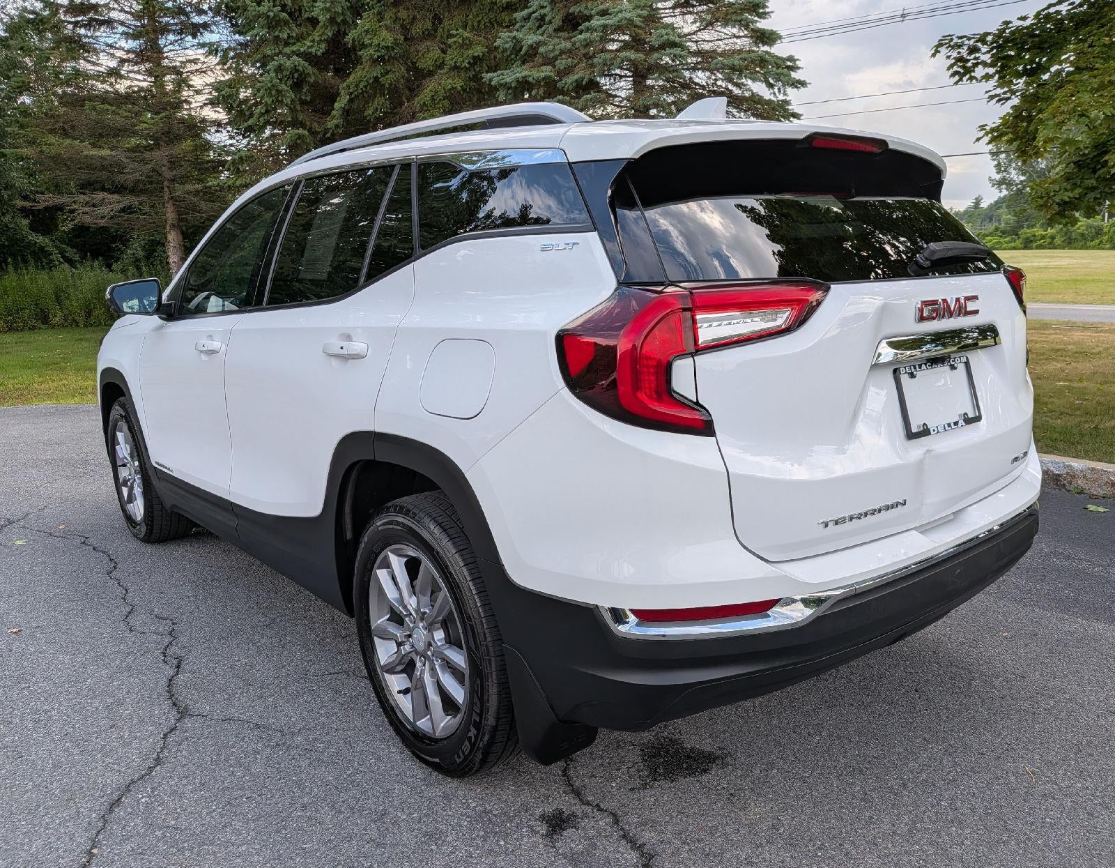 2022 GMC Terrain SLT
