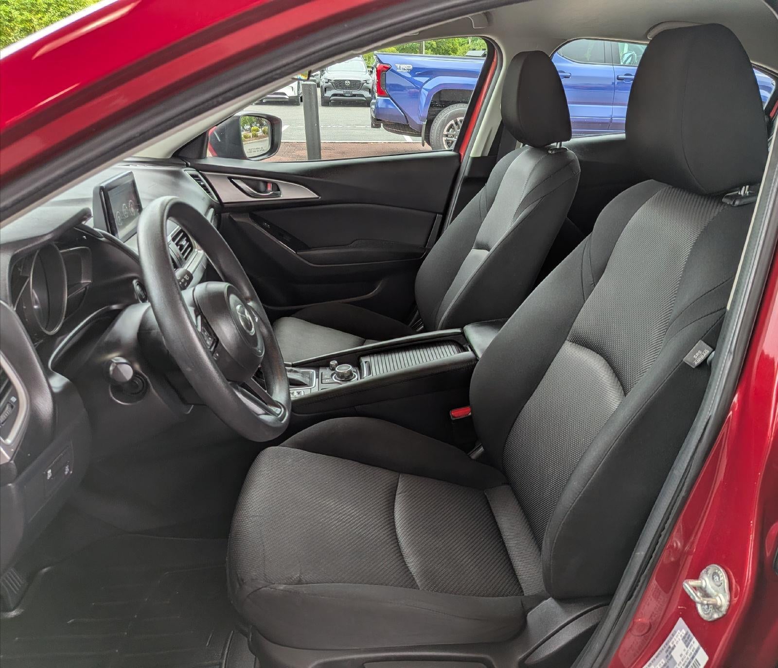2018 Mazda Mazda3 5-Door Sport