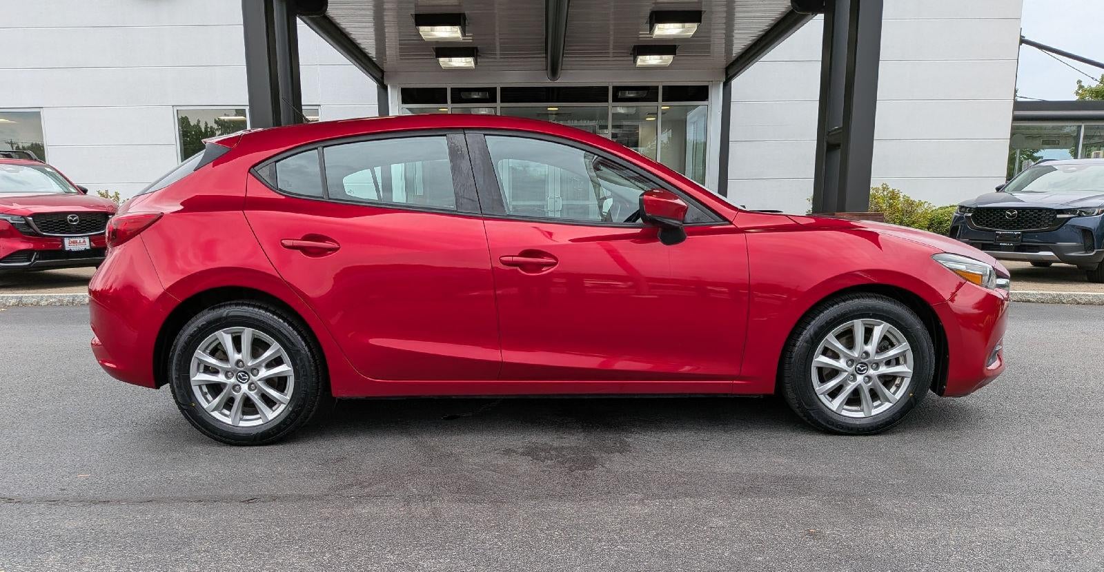 2018 Mazda Mazda3 5-Door Sport