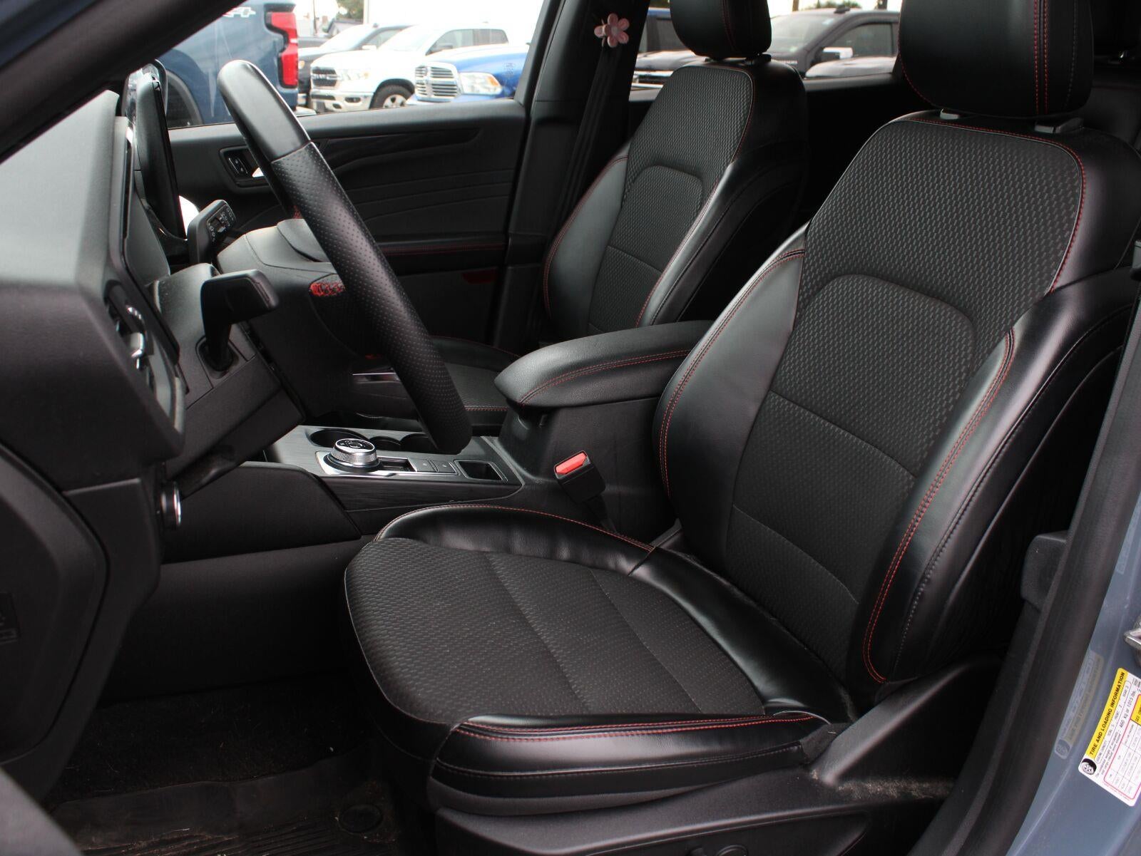 2023 Ford Escape ST-Line Select