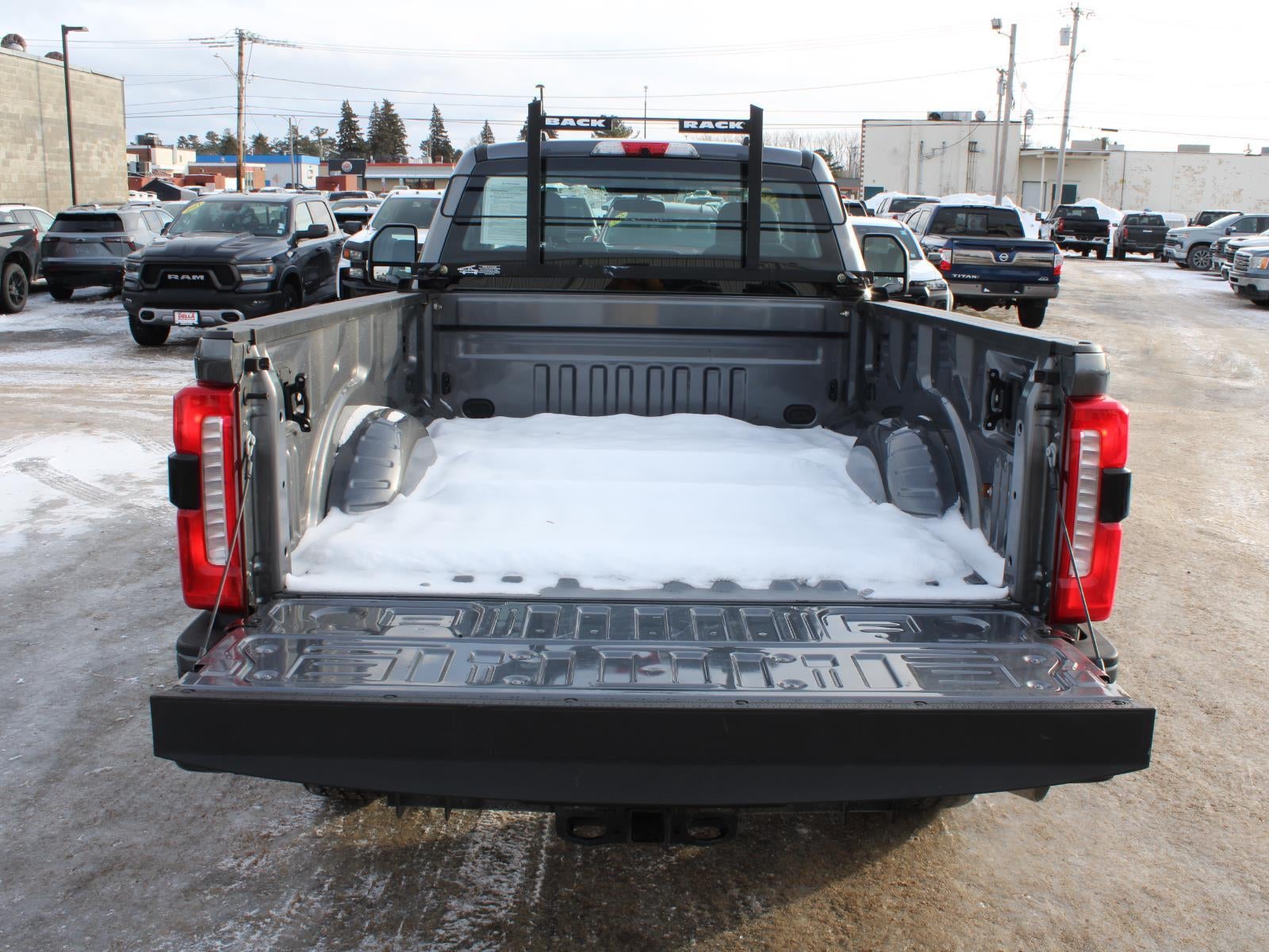 2024 Ford Super Duty F-350 SRW XL