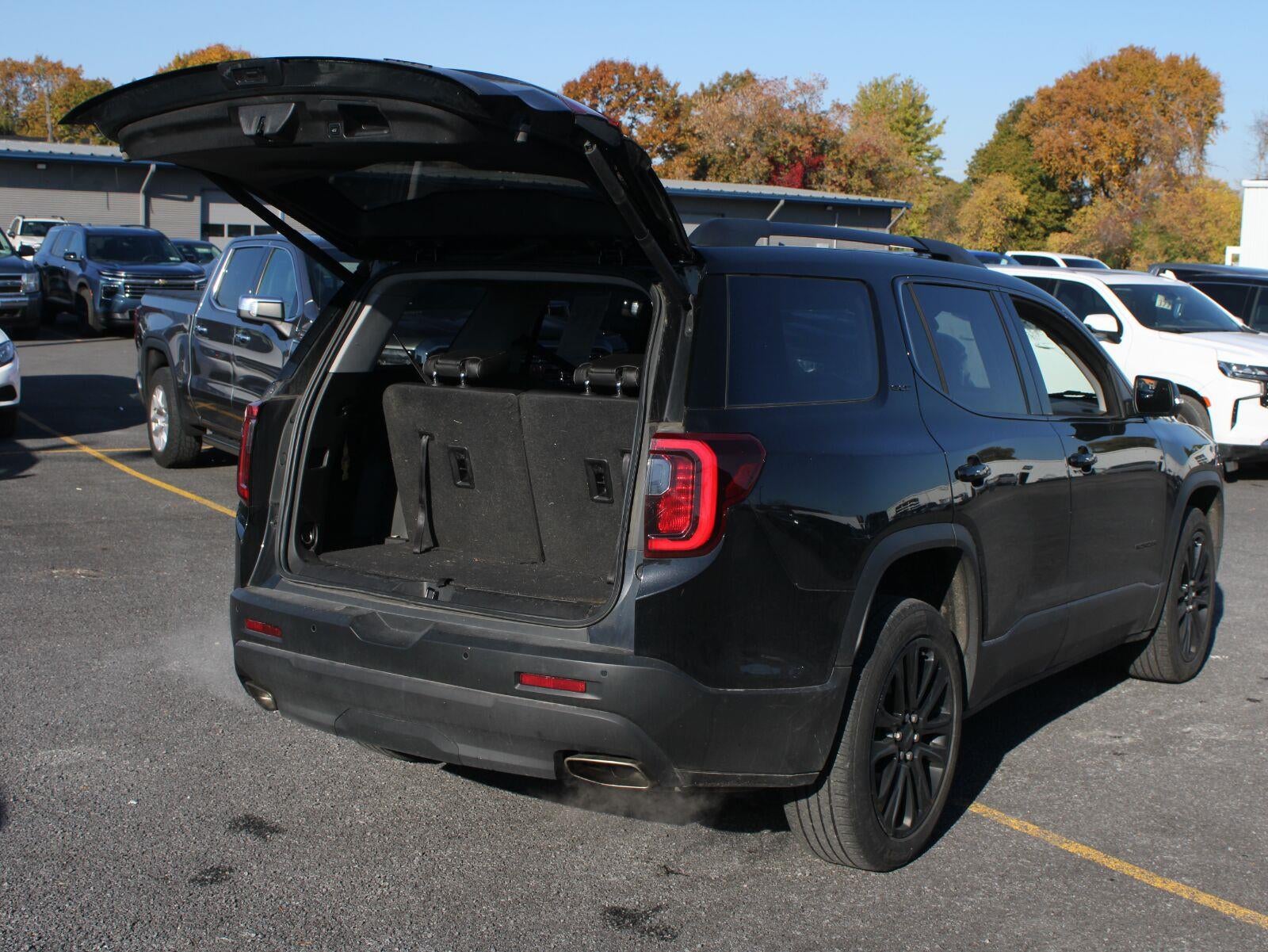 2021 GMC Acadia SLT