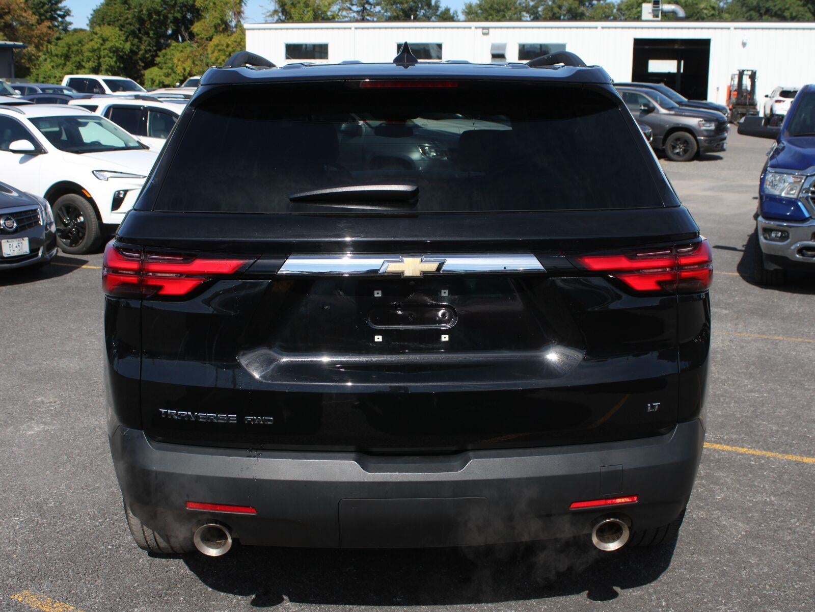 2023 Chevrolet Traverse LT Leather