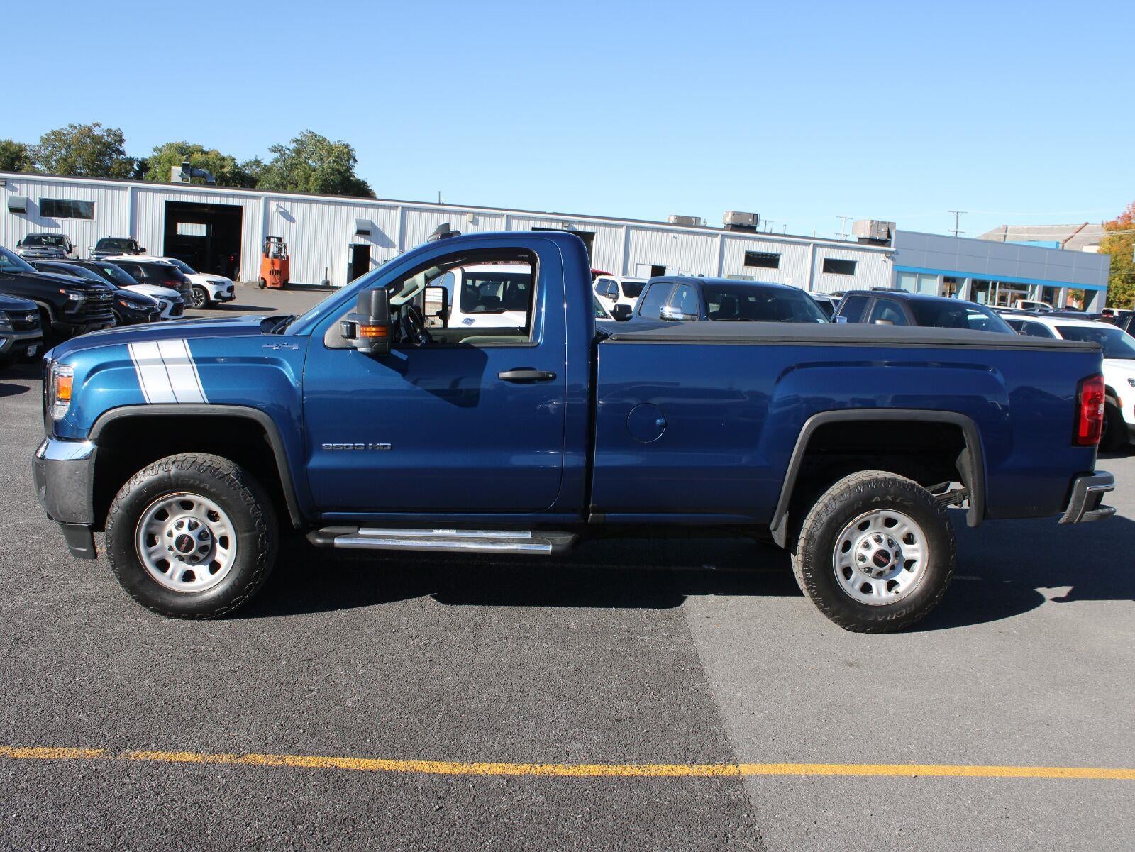 2017 GMC Sierra 3500 HD REG CAB 4WD 133.6