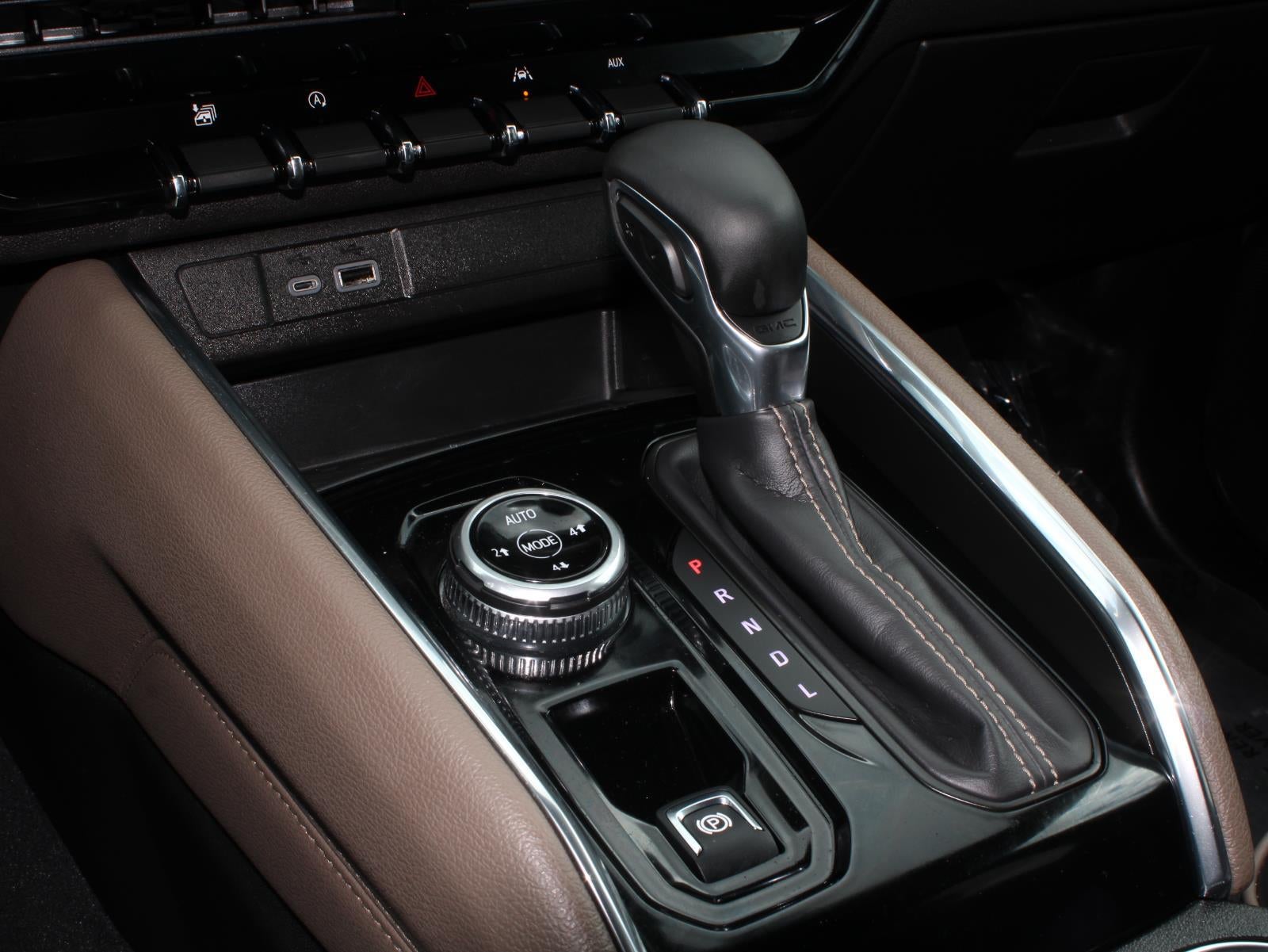 2024 GMC Canyon Denali