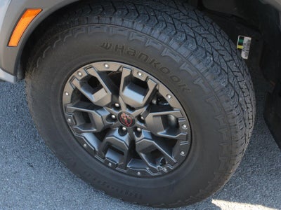 2023 Nissan Frontier Crew Cab PRO-4X 4x4