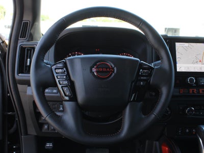 2025 Nissan Frontier Crew Cab PRO-4X 4x4