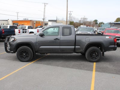 2022 Toyota Tacoma 4WD SR