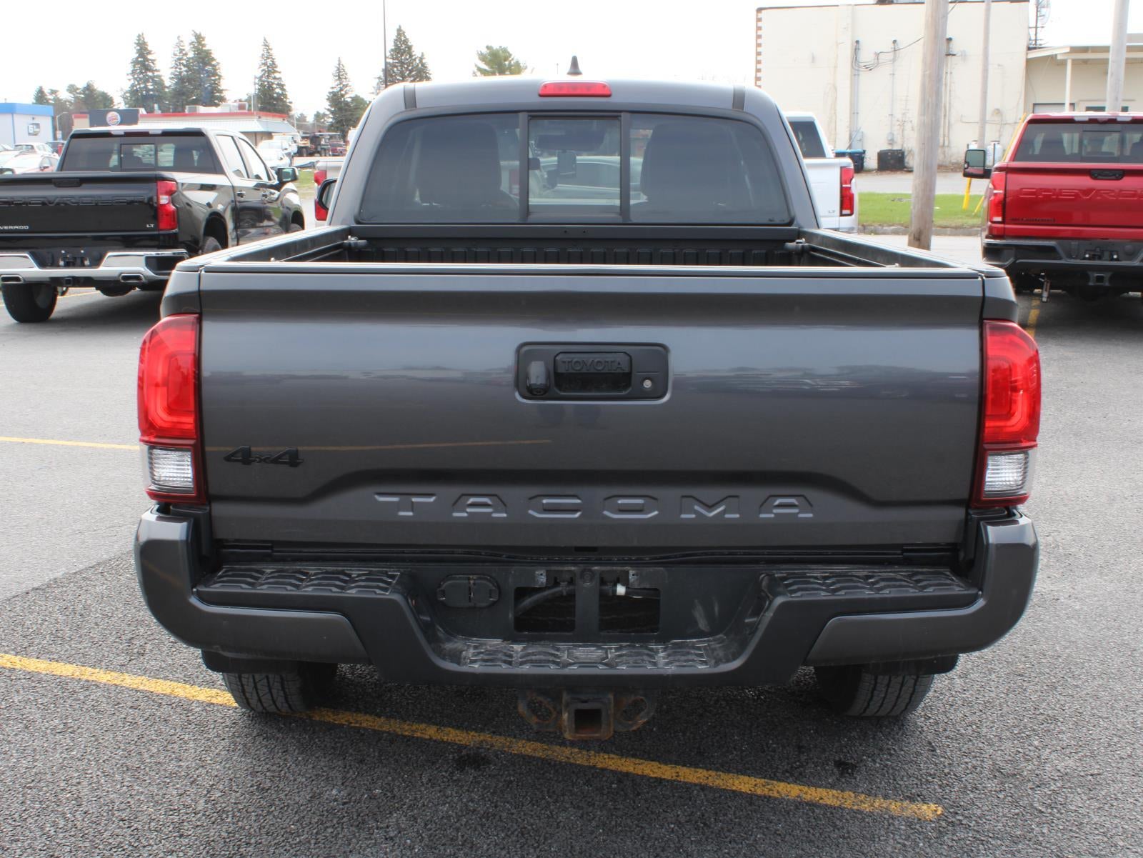 2022 Toyota Tacoma 4WD SR